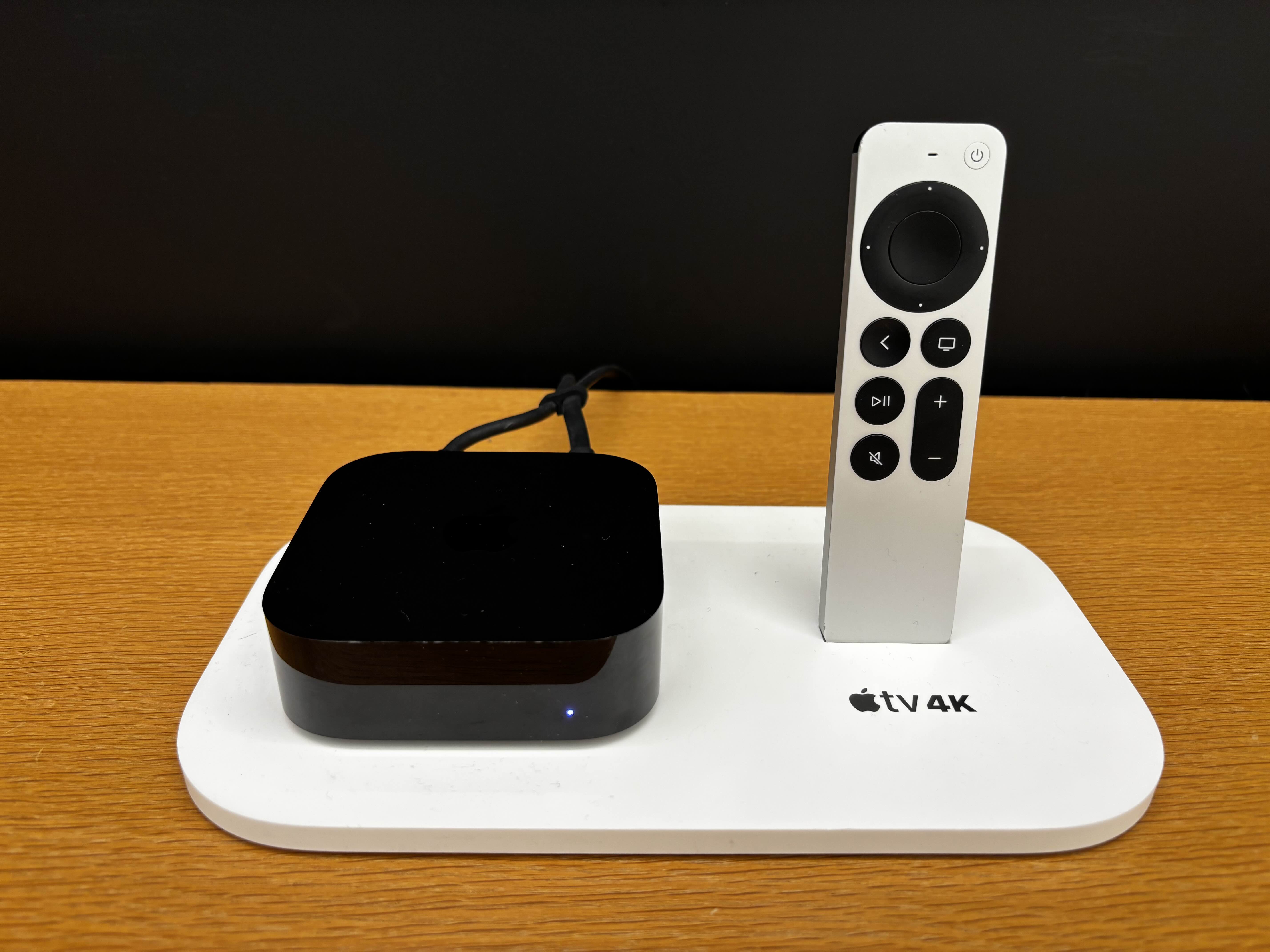 Медіаплеєр Apple TV 4K попереднього покоління з пультом Siri Remote