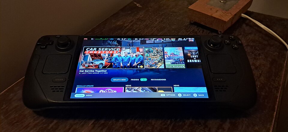 Steam Deck OLED для порівняння з Acer Predator Atlas 8; на фото не Atlas 8