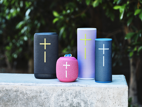 Лінійка колонок Ultimate Ears четвертого покоління, включно з BOOM 4 і MEGABOOM 4